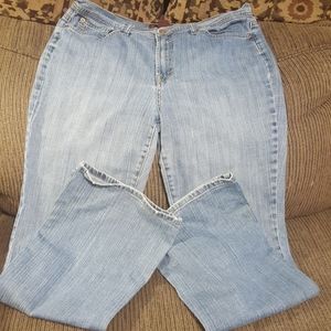 Jones wear jeans